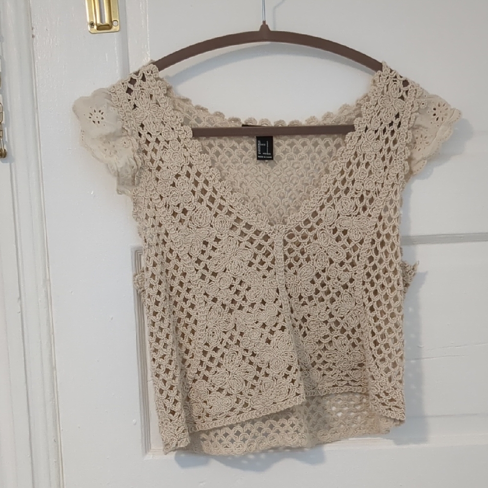 Crochet Lace Top in Cream